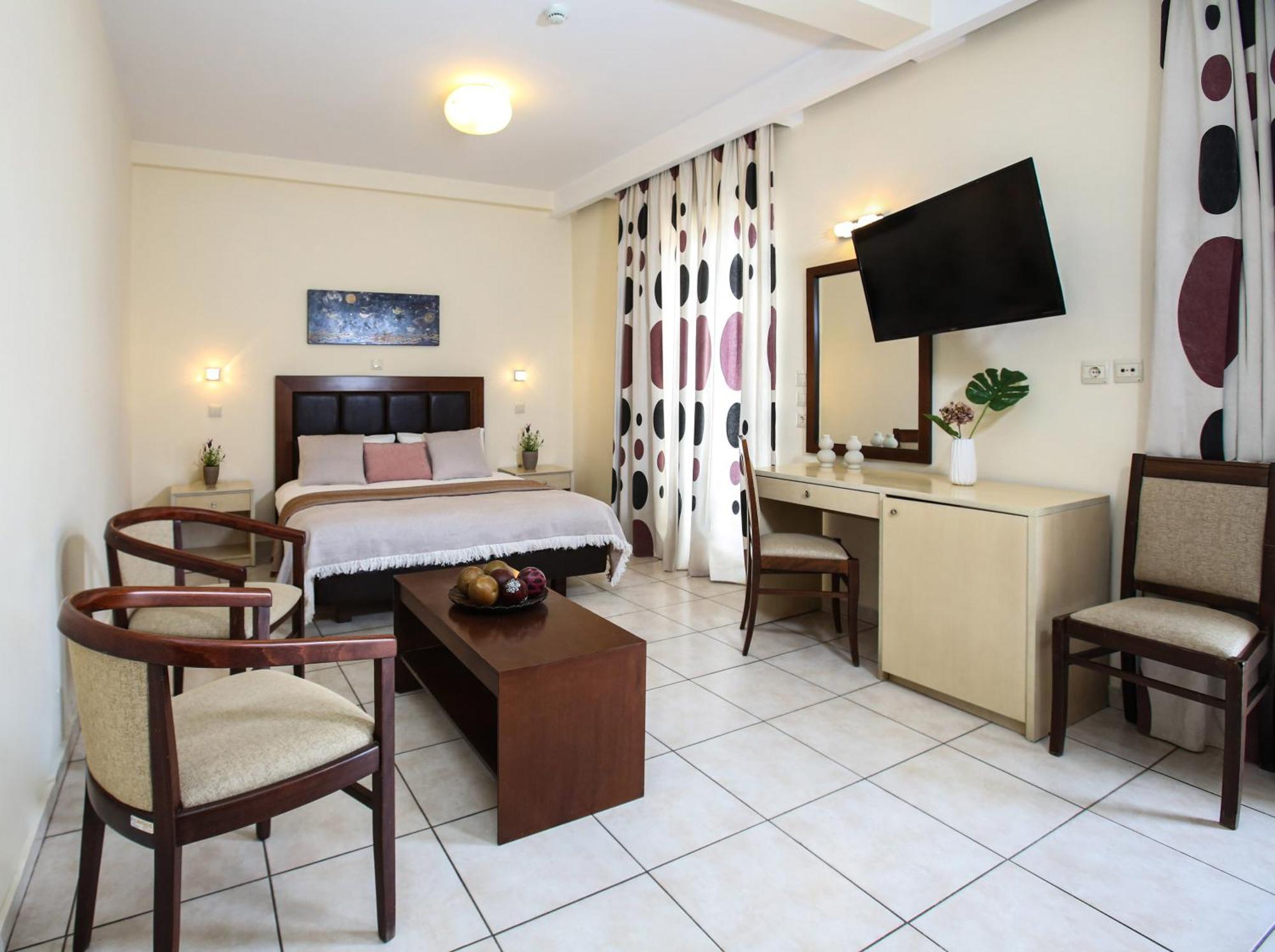 Astron Hotel
