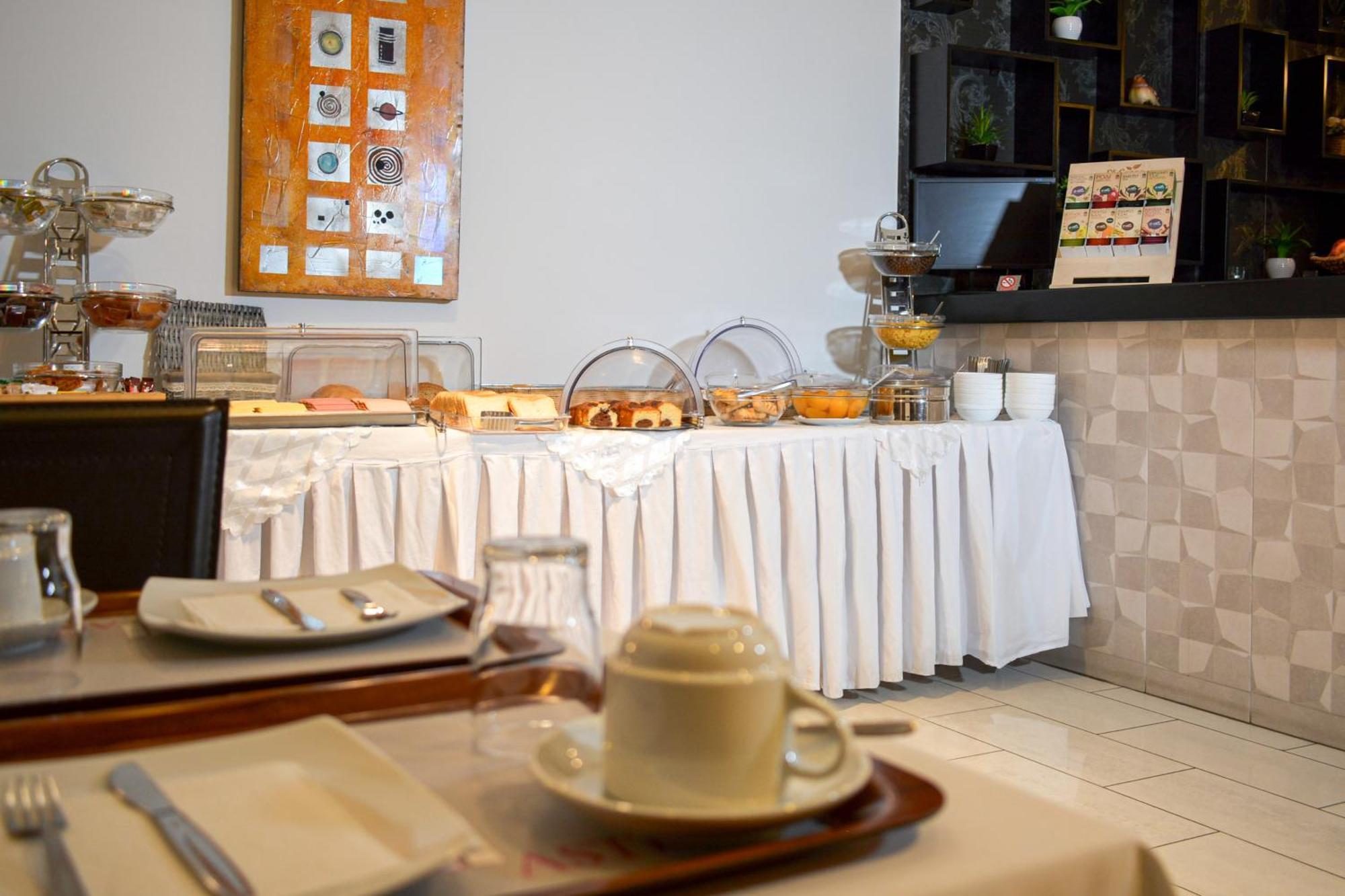 Hotel Astron