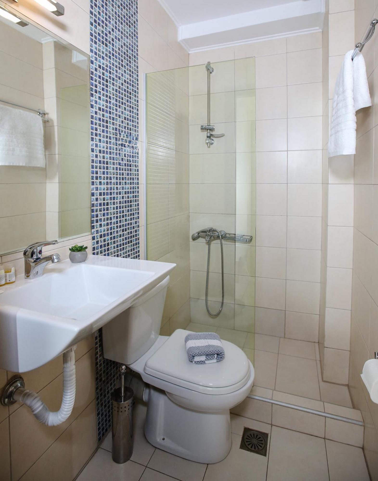 Hotel Astron 2*