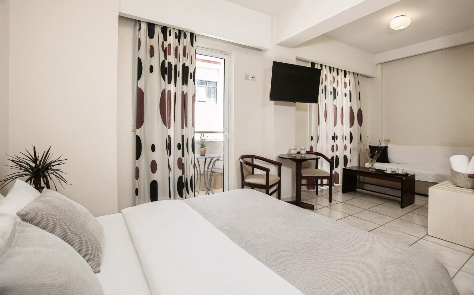 Otel Astron Kardiça