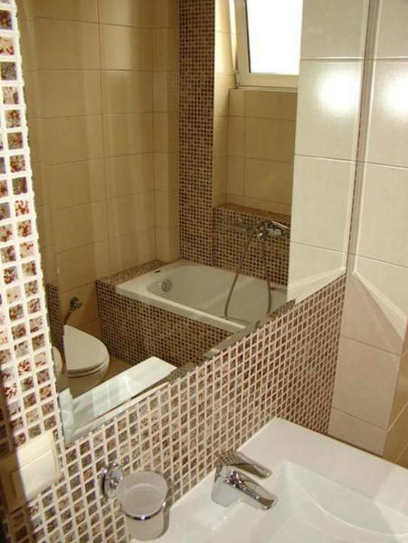 Astron 2* Karditsa